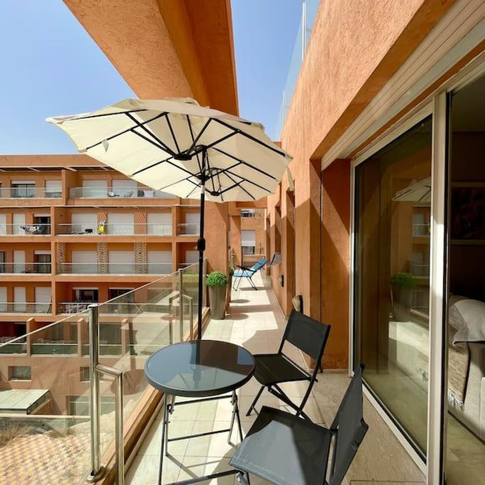 Appartement Centre Gare Gueliz Chic Et Cosy De Marrakech Marrakesch Exterior foto